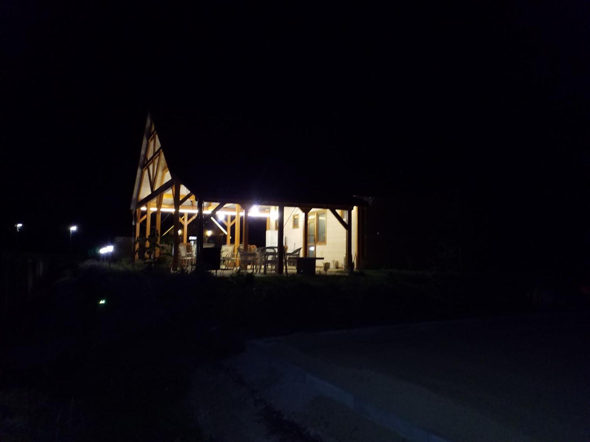 Ferienwohnung Tomajor Vendeghazak Tiszaeszlar Exterior foto